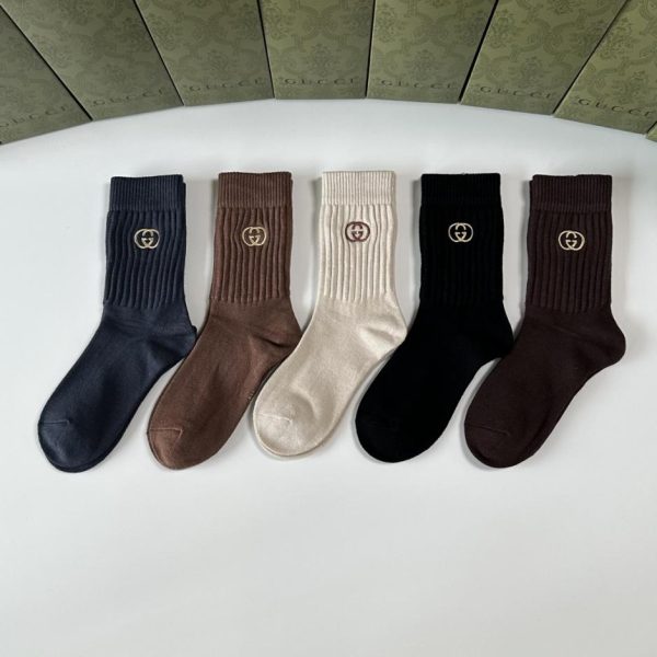 repliche,replica,perfette,siti di,affidabili,migliori siti,dove comprare,1:1,scarpe da ginnastica Nuovi calzini Gucci in cashmere di media lunghezza, cinque paia per scatola (SWA6M)