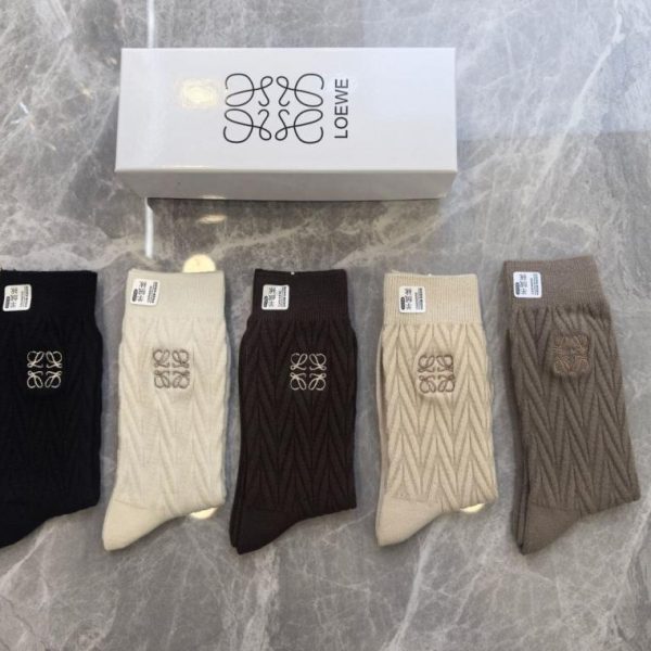 repliche,replica,perfette,siti di,affidabili,migliori siti,dove comprare,1:1,scarpe da ginnastica Calzini LOEWE New Cashmere di media lunghezza, 5 paia per scatola (U8G9F)