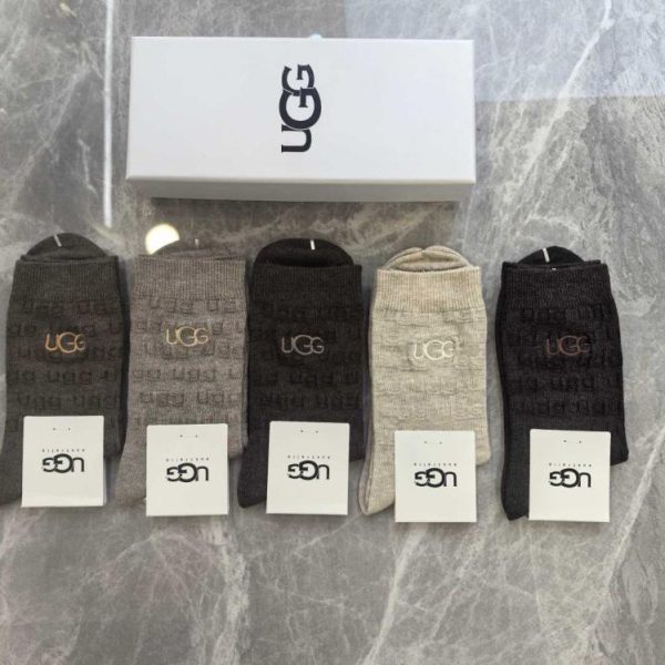 repliche,replica,perfette,siti di,affidabili,migliori siti,dove comprare,1:1,scarpe da ginnastica Calzini UGG New Cashmere ricamati di media lunghezza, 5 paia per scatola (1A213)