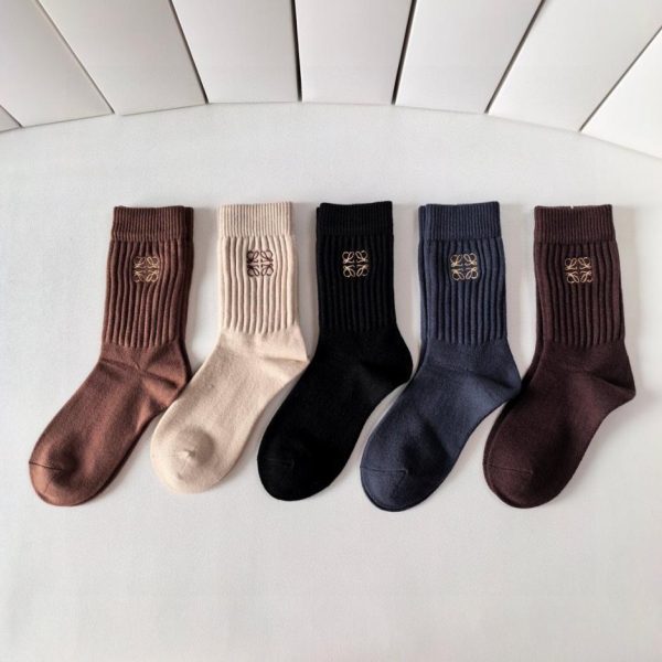 repliche,replica,perfette,siti di,affidabili,migliori siti,dove comprare,1:1,scarpe da ginnastica LOEWE Calzini in cashmere ricamati di media lunghezza, 5 paia per scatola (HQ1Z8)