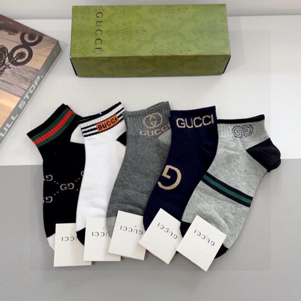 repliche,replica,perfette,siti di,affidabili,migliori siti,dove comprare,1:1,scarpe da ginnastica (5 paia per scatola) Calzini unisex a metà polpaccio GUCCI, tessuto di puro cotone (SUA4V)