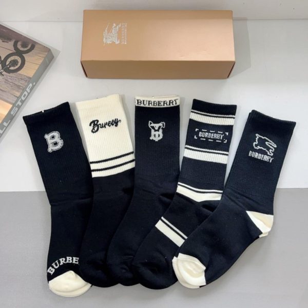 (5 paia per scatola) Calzini unisex Burberry alti fino al ginocchio, 100% cotone (DKL5G)