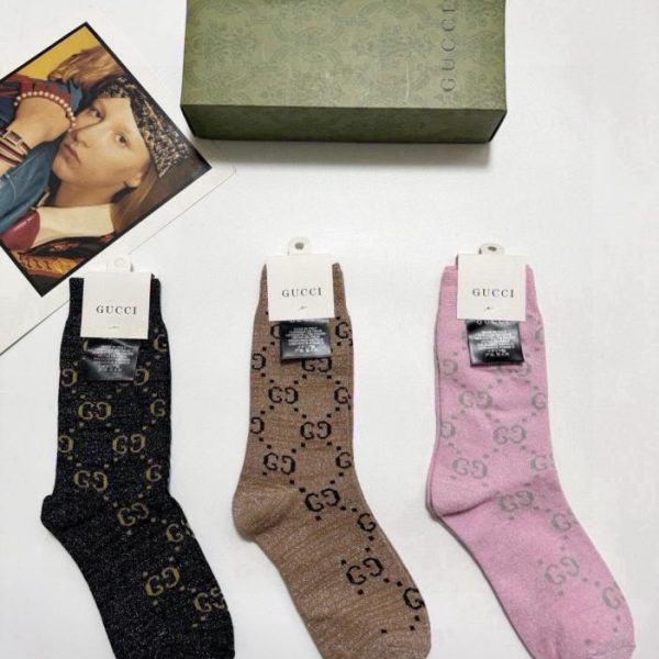 【3 paia per scatola】Calzini a metà polpaccio GUCCI in filo d'oro e argento, doppia cucitura, materiale misto filo d'oro e argento (1CVR1)