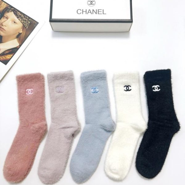 [5 paia per scatola] Calzini alla caviglia in pile di visone con logo classico Chanel (GMROM)