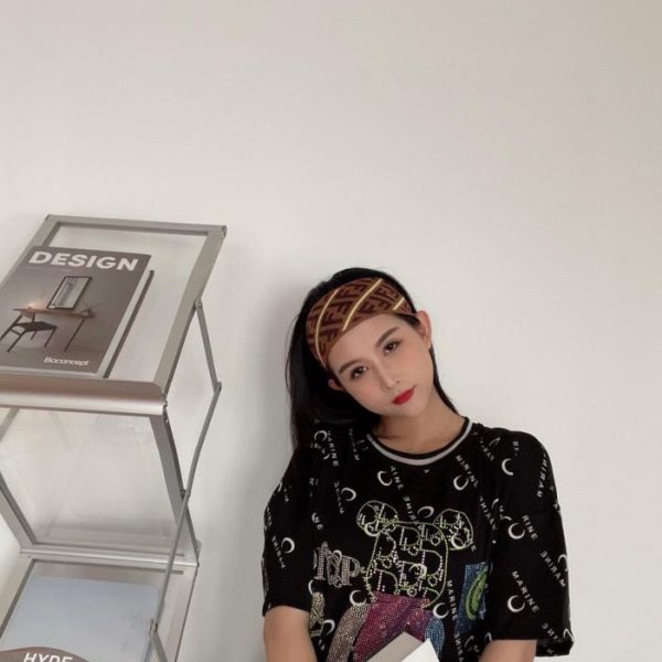 repliche,replica,perfette,siti di,affidabili,migliori siti,dove comprare,1:1,scarpe da ginnastica Fasce per capelli FENDI autentiche dal sito ufficiale, tra cui fasce per il fitness e fasce per lo styling (LLAJB).
