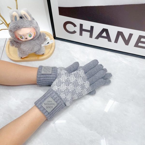 repliche,replica,perfette,siti di,affidabili,migliori siti,dove comprare,1:1,scarpe da ginnastica I nuovi guanti con motivo Damier di Louis Vuitton (WA7EY)