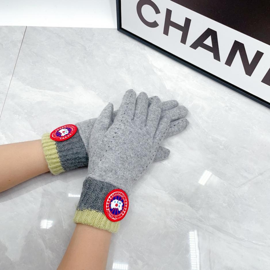 repliche,replica,perfette,siti di,affidabili,migliori siti,dove comprare,1:1,scarpe da ginnastica Guanti in lana Canada Goose (YR49Q) repliche,replica,perfette,siti di,affidabili,migliori siti,dove comprare,1:1,scarpe da ginnastica Guanti in lana Canada Goose (YR49Q)