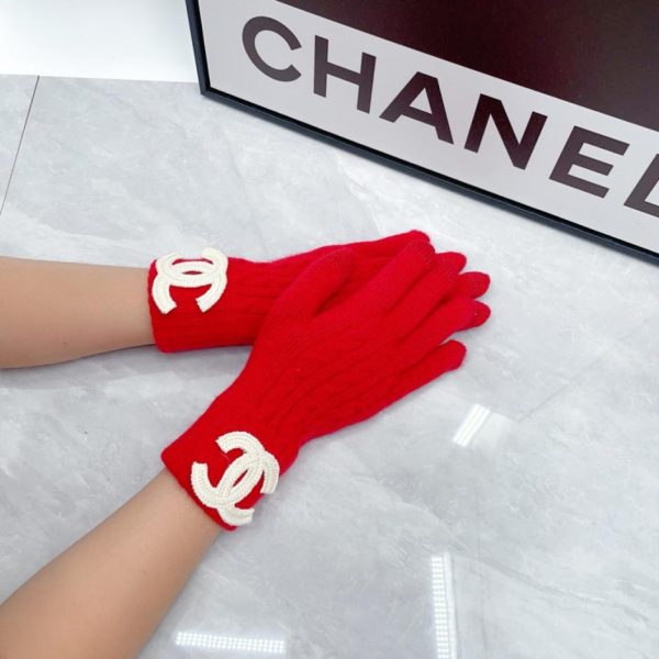 repliche,replica,perfette,siti di,affidabili,migliori siti,dove comprare,1:1,scarpe da ginnastica I nuovissimi guanti di lana Chanel (WCSGD) disponibili nelle boutique.