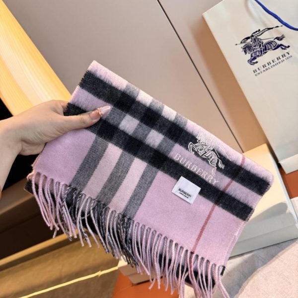 repliche,replica,perfette,siti di,affidabili,migliori siti,dove comprare,1:1,scarpe da ginnastica Sciarpa lunga Burberry Classic Check in cashmere (DI66J)