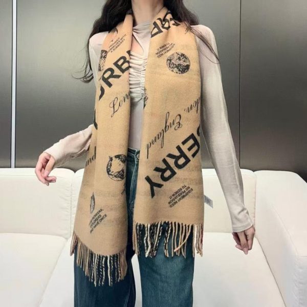 repliche,replica,perfette,siti di,affidabili,migliori siti,dove comprare,1:1,scarpe da ginnastica Sciarpa in cashmere con stampa reversibile Burberry (UMRKO)