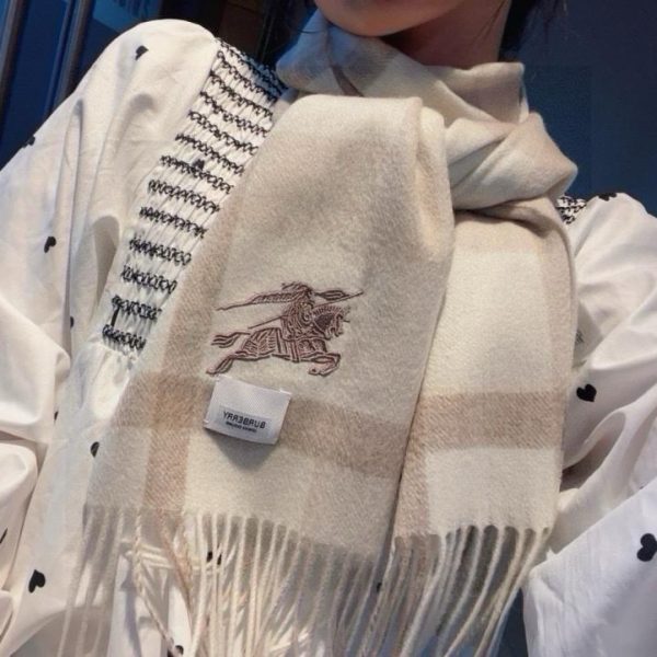 Sciarpa Burberry in misto cashmere e lana (662A5)