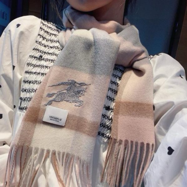Sciarpa Burberry in misto cashmere e lana (VH90U)