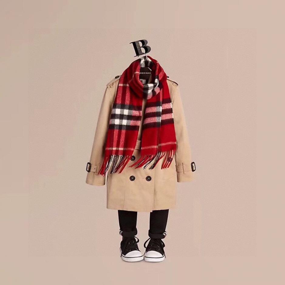 repliche,replica,perfette,siti di,affidabili,migliori siti,dove comprare,1:1,scarpe da ginnastica Sciarpa per bambini Burberry (J2X4S) – Versione per famiglie e bambini repliche,replica,perfette,siti di,affidabili,migliori siti,dove comprare,1:1,scarpe da ginnastica Sciarpa per bambini Burberry (J2X4S) – Versione per famiglie e bambini