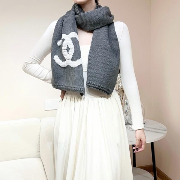 repliche,replica,perfette,siti di,affidabili,migliori siti,dove comprare,1:1,scarpe da ginnastica Nuovi arrivi autunno/inverno Chanel – Sciarpa in cashmere (9I3IJ)