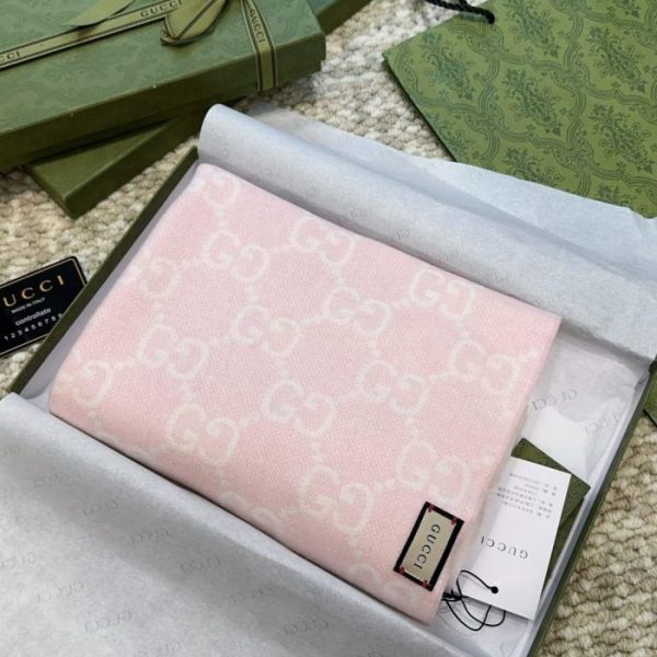 repliche,replica,perfette,siti di,affidabili,migliori siti,dove comprare,1:1,scarpe da ginnastica L’ultima sciarpa reversibile di GUCCI (Z9FVH)