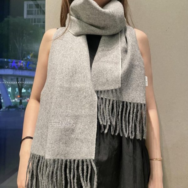 Sciarpa in cashmere Hermès (8O1WC)