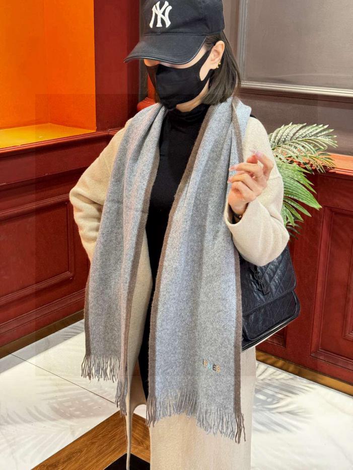 repliche,replica,perfette,siti di,affidabili,migliori siti,dove comprare,1:1,scarpe da ginnastica Sciarpa in maglia di cashmere premium Hermes (Y26NR) – stesso stile disponibile nelle boutique repliche,replica,perfette,siti di,affidabili,migliori siti,dove comprare,1:1,scarpe da ginnastica Sciarpa in maglia di cashmere premium Hermes (Y26NR) – stesso stile disponibile nelle boutique