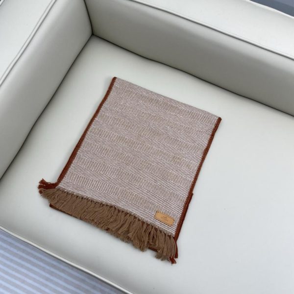 repliche,replica,perfette,siti di,affidabili,migliori siti,dove comprare,1:1,scarpe da ginnastica Sciarpa in cashmere reversibile color-block di Hermes (YG4ZE)