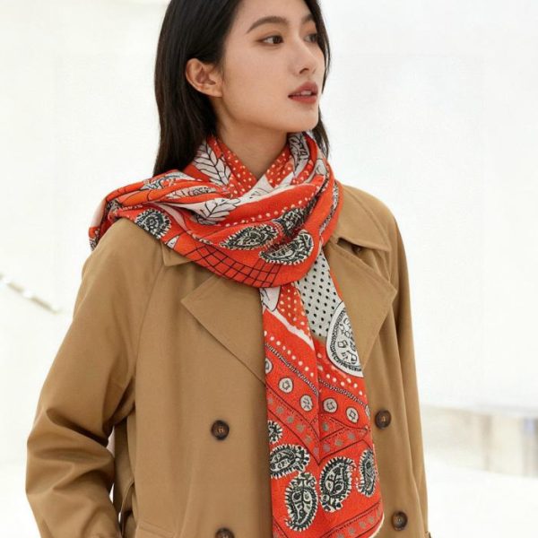 repliche,replica,perfette,siti di,affidabili,migliori siti,dove comprare,1:1,scarpe da ginnastica Fazzoletto reversibile in cashmere Hermès dello stesso colore (RQ5SK)