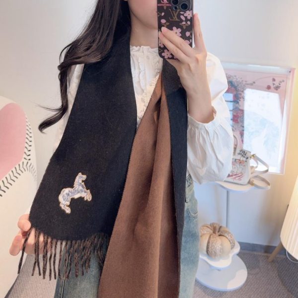 repliche,replica,perfette,siti di,affidabili,migliori siti,dove comprare,1:1,scarpe da ginnastica Sciarpa reversibile Hermès (ETIOX)