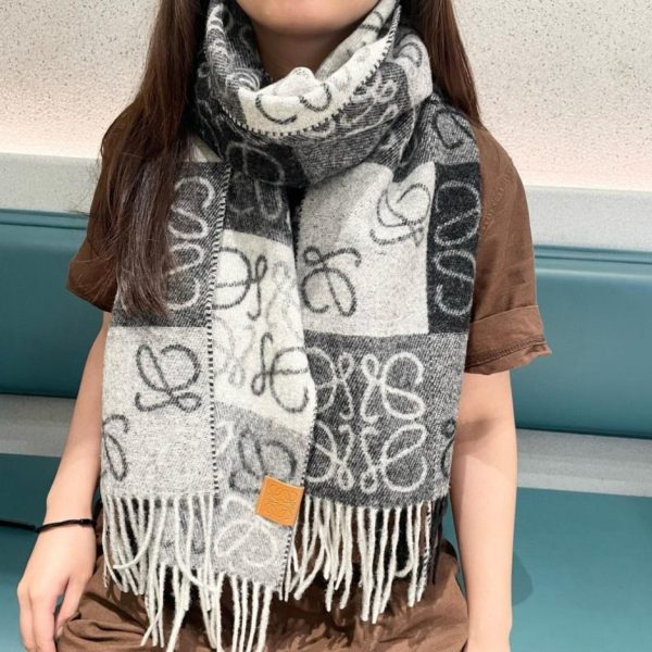 Sciarpa lunga a righe LOEWE, stile unisex di alta qualità (N38N4)