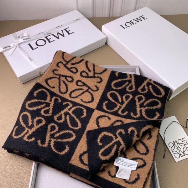 repliche,replica,perfette,siti di,affidabili,migliori siti,dove comprare,1:1,scarpe da ginnastica Nuova sciarpa lavorata a maglia di Loewe (85OAQ)