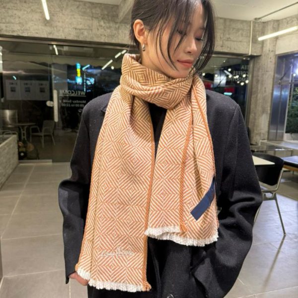 repliche,replica,perfette,siti di,affidabili,migliori siti,dove comprare,1:1,scarpe da ginnastica Sciarpa in cashmere Damier LV da uomo (TBCSG)