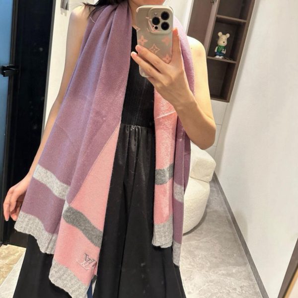 repliche,replica,perfette,siti di,affidabili,migliori siti,dove comprare,1:1,scarpe da ginnastica Sciarpa in cashmere di alta qualità LV per coppie (3SQTM)