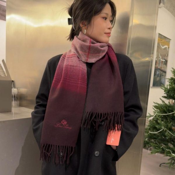 repliche,replica,perfette,siti di,affidabili,migliori siti,dove comprare,1:1,scarpe da ginnastica Sciarpa in cashmere premium Loro Piana (CNYN9)