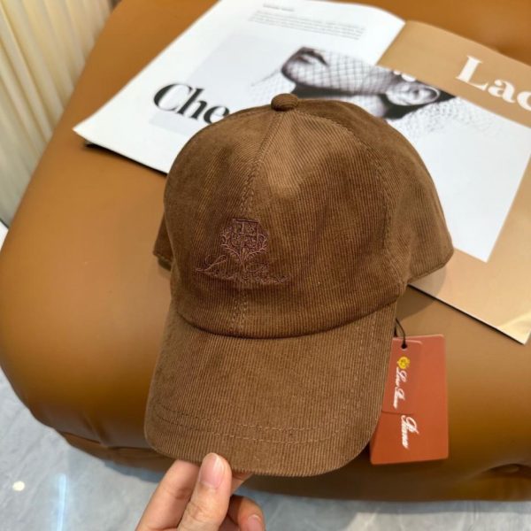 repliche,replica,perfette,siti di,affidabili,migliori siti,dove comprare,1:1,scarpe da ginnastica Loro Piana Nuovo berretto da baseball in velluto a coste di fascia alta (EHMUD)