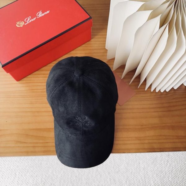 repliche,replica,perfette,siti di,affidabili,migliori siti,dove comprare,1:1,scarpe da ginnastica Loro Piana Nuovo berretto da baseball in pelle scamosciata di fascia alta (1DB7V)