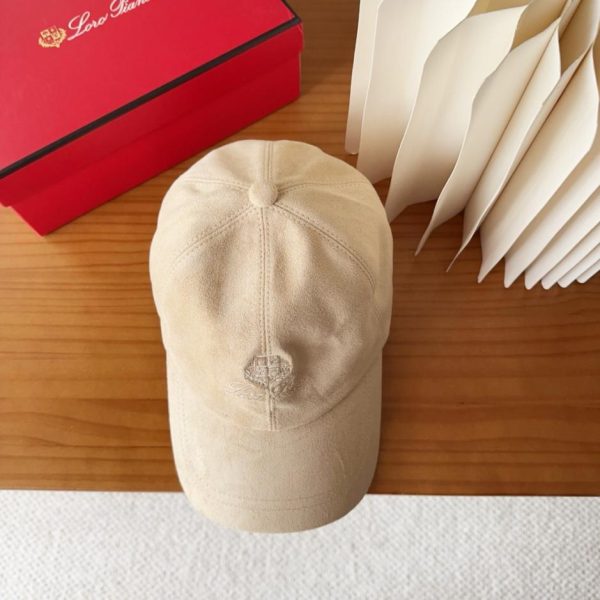 repliche,replica,perfette,siti di,affidabili,migliori siti,dove comprare,1:1,scarpe da ginnastica Loro Piana Nuovo berretto da baseball in pelle scamosciata di fascia alta (4LNOK)