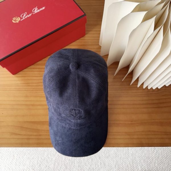 repliche,replica,perfette,siti di,affidabili,migliori siti,dove comprare,1:1,scarpe da ginnastica Loro Piana Nuovo berretto da baseball in pelle scamosciata di fascia alta (A7VUQ)