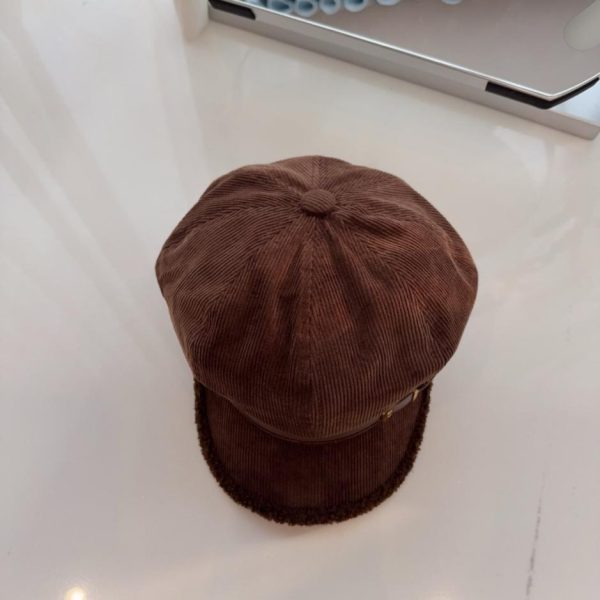 repliche,replica,perfette,siti di,affidabili,migliori siti,dove comprare,1:1,scarpe da ginnastica Cappellino da baseball ottagonale in velluto a coste Celine autunno/inverno (XJN12)
