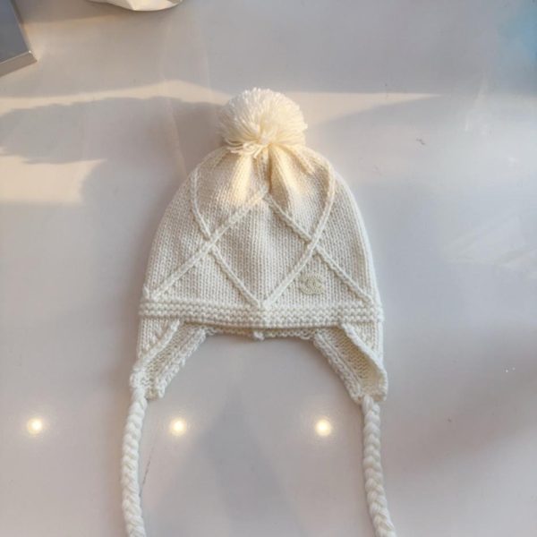 repliche,replica,perfette,siti di,affidabili,migliori siti,dove comprare,1:1,scarpe da ginnastica Cappello con paraorecchie Chanel autunno/inverno con motivo jacquard a rombi (IEFUK)