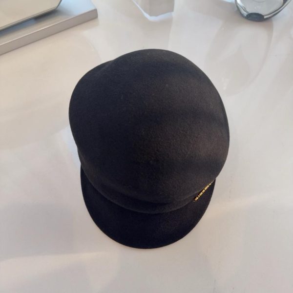 repliche,replica,perfette,siti di,affidabili,migliori siti,dove comprare,1:1,scarpe da ginnastica Burberry Autunno/Inverno Nuovo Cappello da equitazione irregolare, Cappello in feltro di lana 100% di alta qualità (IFZM4)