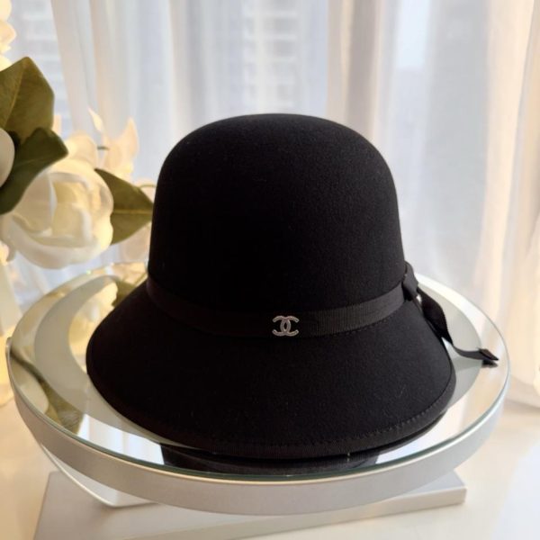 Cappello da pescatore CHANEL in lana nuova, 100% lana (F8OW1)