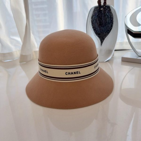 repliche,replica,perfette,siti di,affidabili,migliori siti,dove comprare,1:1,scarpe da ginnastica CHANEL Autunno/Inverno Nuovo ed elegante cappello da pescatore, 100% feltro di lana (Q46C2)