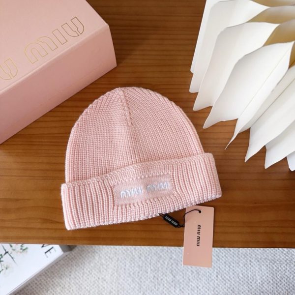 repliche,replica,perfette,siti di,affidabili,migliori siti,dove comprare,1:1,scarpe da ginnastica Berretto lavorato a maglia della boutique MIUMIU, colori classici, stile unisex (88RX4)