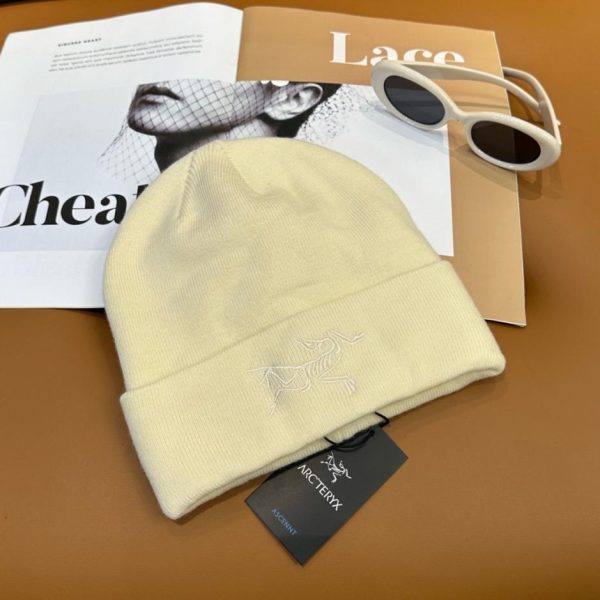 repliche,replica,perfette,siti di,affidabili,migliori siti,dove comprare,1:1,scarpe da ginnastica Berretto lavorato a maglia di alta qualità Arc’teryx, ultimo stile autunno/inverno, berretto lavorato a maglia da coppia (2X0N7)