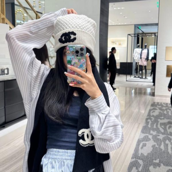 repliche,replica,perfette,siti di,affidabili,migliori siti,dove comprare,1:1,scarpe da ginnastica CHANEL Nuovo berretto lavorato a maglia autunno/inverno (U5HOZ)