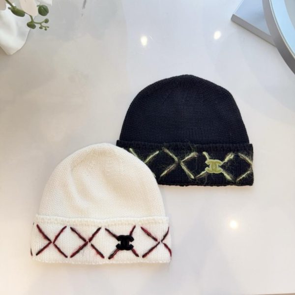 repliche,replica,perfette,siti di,affidabili,migliori siti,dove comprare,1:1,scarpe da ginnastica CHANEL Nuovo berretto lavorato a maglia autunno/inverno (JNQ1U)