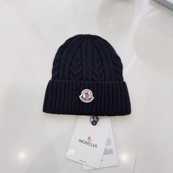 repliche,replica,perfette,siti di,affidabili,migliori siti,dove comprare,1:1,scarpe da ginnastica Berretto in lana lavorato a maglia a trecce Moncler autunno/inverno (H8WZC)
