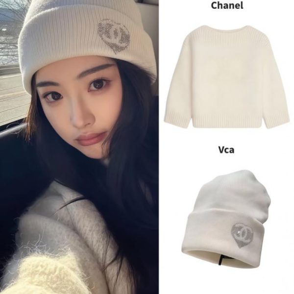 repliche,replica,perfette,siti di,affidabili,migliori siti,dove comprare,1:1,scarpe da ginnastica Berretto in maglia con logo doppia C e strass a forma di cuore CHANEL – Uno stile popolare (5DWZ5)