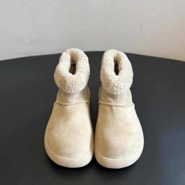 repliche,replica,perfette,siti di,affidabili,migliori siti,dove comprare,1:1,scarpe da ginnastica Stivali bassi in peluche con punta tonda UG di alta qualità (UV6Y9)