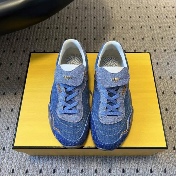 repliche,replica,perfette,siti di,affidabili,migliori siti,dove comprare,1:1,scarpe da ginnastica Sneakers basse Fendi in stile retrò con finiture in pelle scamosciata e pelle (C2ZCU)
