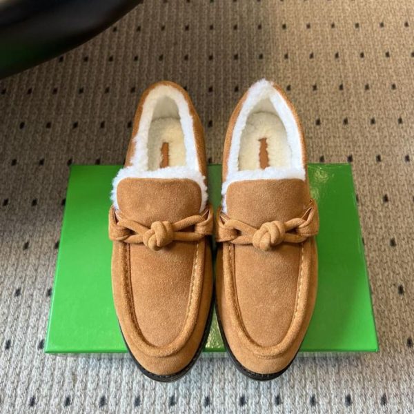 repliche,replica,perfette,siti di,affidabili,migliori siti,dove comprare,1:1,scarpe da ginnastica Nuove mules piatte in peluche di Bottega Veneta autunno/inverno di alta qualità (7AH4Y)