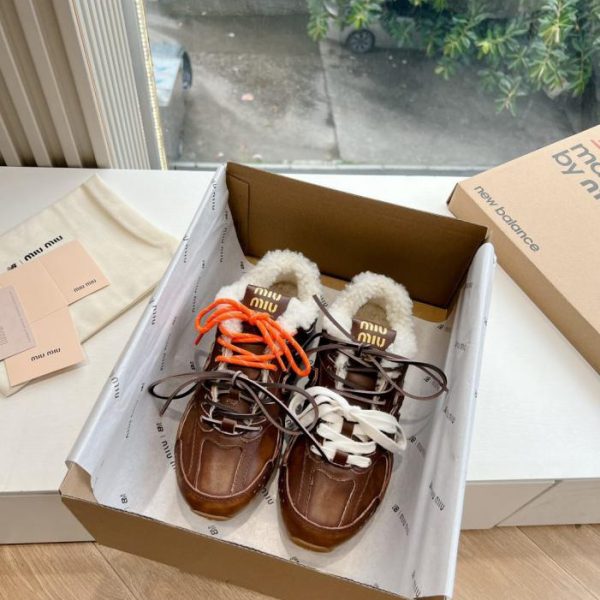 repliche,replica,perfette,siti di,affidabili,migliori siti,dove comprare,1:1,scarpe da ginnastica G027 MIUMIU Scarpe in cotone, scarpe pelose, nuovi mocassini stringati in stile britannico autunno/inverno (9ED2R)
