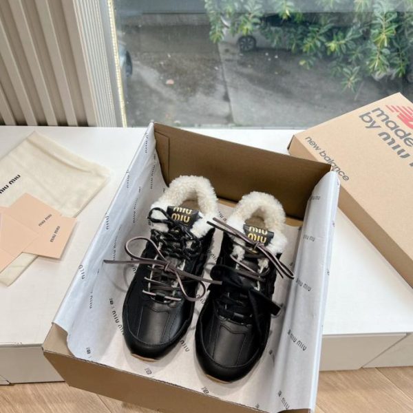 repliche,replica,perfette,siti di,affidabili,migliori siti,dove comprare,1:1,scarpe da ginnastica G027 MIUMIU Scarpe in cotone, scarpe pelose, nuovi mocassini stringati in stile britannico autunno/inverno (RFD3F)
