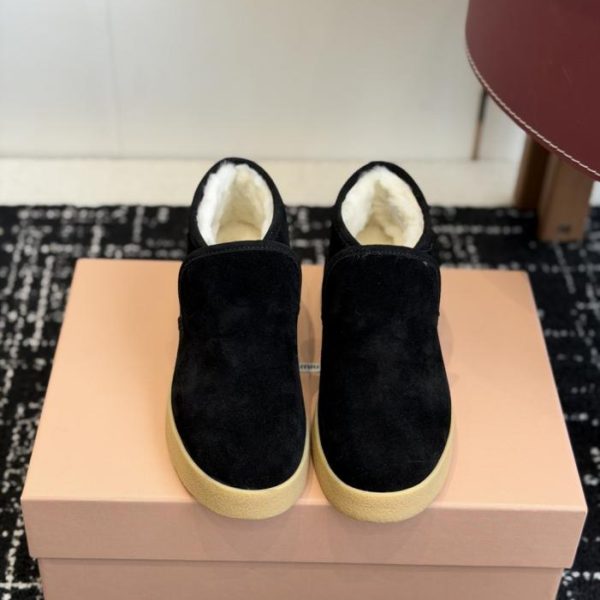 repliche,replica,perfette,siti di,affidabili,migliori siti,dove comprare,1:1,scarpe da ginnastica Collezione Miu Miu SS Autunno/Inverno: stivaletti in lana, stivali da neve, scarpe pelose (WT7ZY)